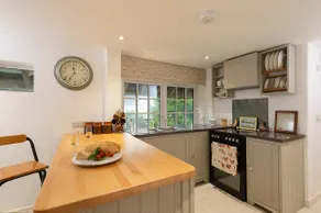 The Lodge at Cobweb Cottage - Image 5