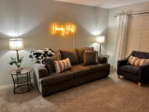 The West Nest 2 -Families, 2 Kings, Game Room - Image 3
