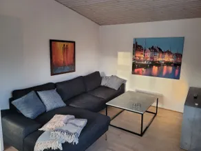 Separate home near city and lake - Image 4
