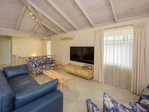 Birds Nest – Tranquil Retreat in Old Dunsborough - Image 2
