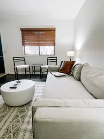 2 Bedroom | 1 Bath Downtown GL - Image 4