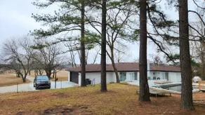 Pine Breeze Haven - Image 3