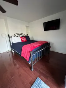 Entire home close to down town - Image 4