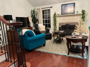 Entire home close to down town - Image 2