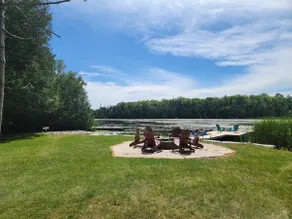 Kawartha Waterfront Cottage - Low Pricing - Image 2