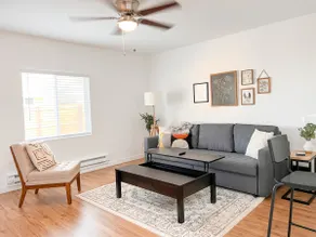 Very Clean Work Stay/Vacation Retreat Near DT&I25 - Image 2