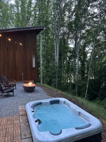 Poplar View- Romantic, Eco-Cabin w/hot tub - Image 3