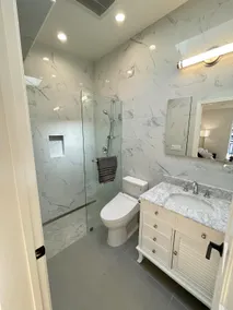 Newly Remodel Guest Suite-Separate Entrance - Image 5