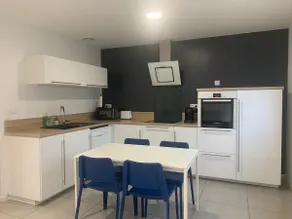 House near the center - Image 3