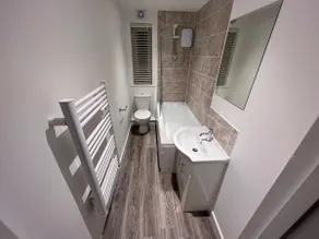 Superb modern flat in Northampton, parking &EV - Image 4
