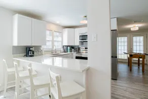 House in Mobile Newly Renovated! Quiet & Centrally Located! - Image 5