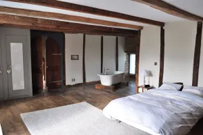Stay near a castle - Image 4
