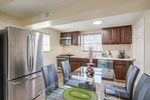 Spacious Home Away From Home - Image 4