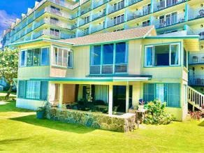 Sandy Beachfront Cottage - Image 2