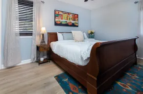 Spacious home with Hot tub, sleeps 8 - Image 4