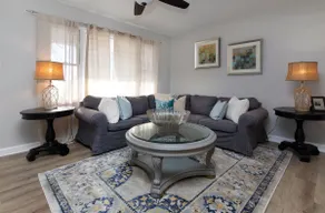 Spacious home with Hot tub, sleeps 8 - Image 2
