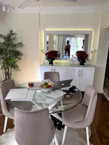 Stylish two bedroom and two bathroom - Image 3