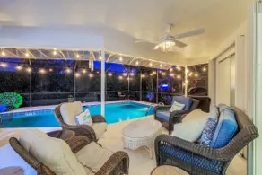 Coastal Getaway *Heated Pool *3 King Rooms - Image 4