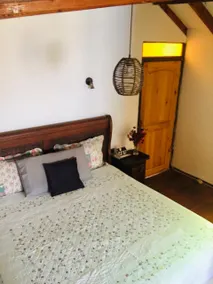 An apartment with an ocean view - Image 4