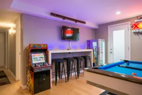 Entertaining modern 4BR/3B dream - Image 3