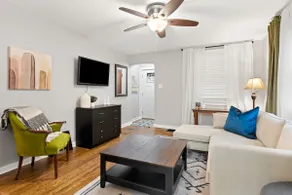 Up Scale | Full Kitchen | Pet Friendly | WI-FI - Image 3