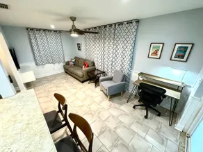 Private/Spacious 1BR Central Near LegoLand 2 Miles - Image 3