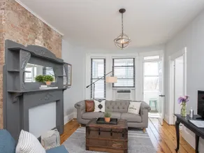 The Riverview Rowhouse - Image 5