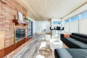 Modern Home near Southside w/ Blue Mountain Views - Image 4