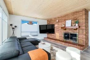 Modern Home near Southside w/ Blue Mountain Views - Image 3