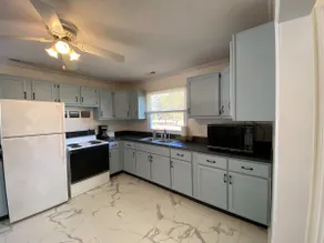 20 Mins to Chattanooga! Quiet 2BR Family Cottage - Image 2
