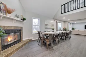 !*Heated Indoor Pool!* Modern HUGE 5BA/6BD House*! - Image 3