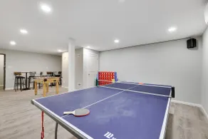 !*Heated Indoor Pool!* Modern HUGE 5BA/6BD House*! - Image 5