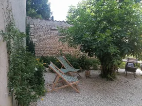 Rare gem a stone's throw from La Rochelle Breakfast - Image 2