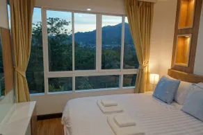 One Bedroom Condo on the 5th Floor - 500/500 Mbps - Image 5