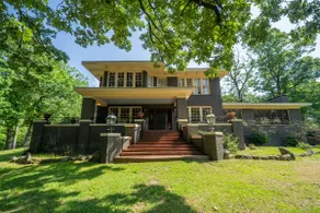 Pagoda Hill Estate w/ HOT TUB! Sleeps 12! - Image 2