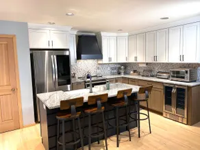 RARE~2 Master Suites~3 1/2 Bath, Chefs Kitchen - Image 2