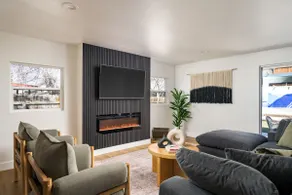 Spacious and Stylish Home with HotTub 12min to Downtown - Image 2