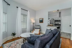 Winter Savings! Oasis in NE MPLS Arts District - Image 3