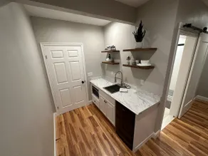 Beautiful Richland - Suite A - Image 5