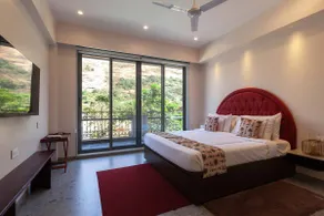 4BR| Pool+Playground |StayVista| Le Arc @Lonavala - Image 4