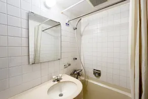 8-minute walk from Yōga Station / Convenient access to the city center / Popular Setagaya area / Fuji Yōga c03 - Image 4