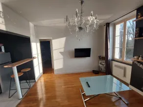 Beautiful air-conditioned 3-room apartment, Yonne view: Aston - Image 2