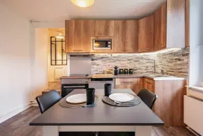 Charming apartment, private parking - Image 2