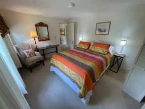 3 Room Suite, Monthly, Historic Inn, Jamaicahaus - Image 4