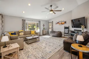 Spacious 4BR RanchHome w/2FirePits - Image 4