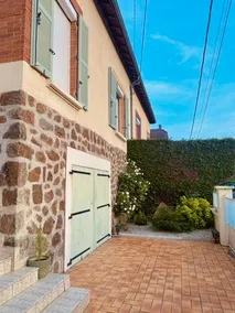 House - Image 2