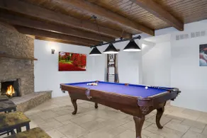 HUGE Golf course Family home-FREE Heated Pool-Theater-Gym - Image 3