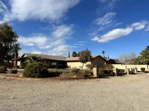 Unit 19 Entire house! 6 BR, 2.5 BA, Pool Sleeps 38 - Image 5