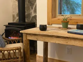 Cozy Cabin! Private & Overlooking the Woods - Image 5
