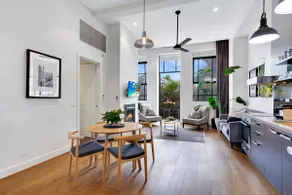 Geelong Heritage Lux Apartment Ground Floor Garden - Image 3